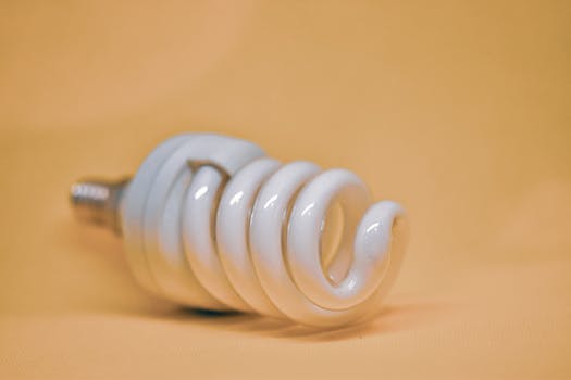 Ahorro de factura de luz y gas en Madrid - Cuatro-E